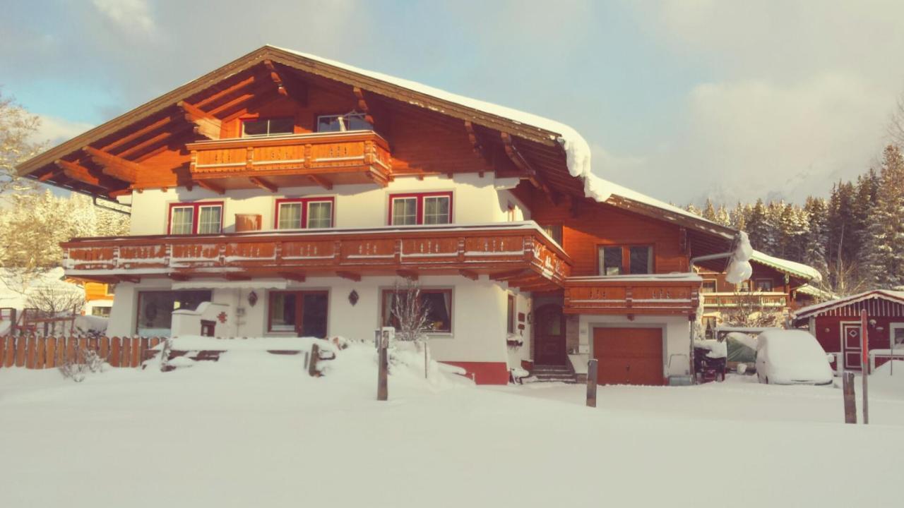Haus Ferienglueck Apartment Ramsau am Dachstein Bagian luar foto