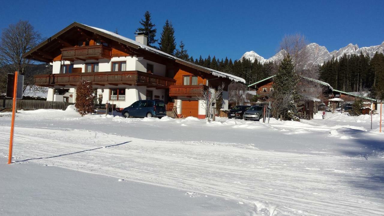 Haus Ferienglueck Apartment Ramsau am Dachstein Bagian luar foto