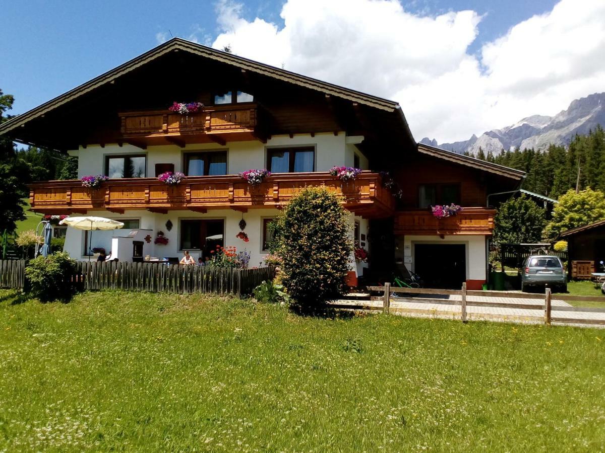 Haus Ferienglueck Apartment Ramsau am Dachstein Bagian luar foto